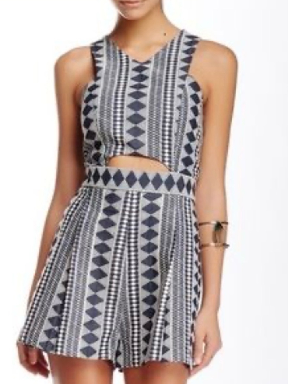 NWOT Gianni Bini Geo-Print Cutout Romper in Light Jean Fabric and Light Cream